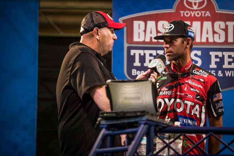 Michael Iaconelli talks with emcee Dave Mercer.