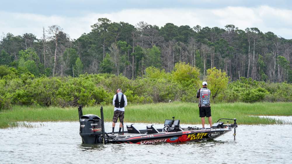 Russ Lane surged into the top 10 with another solid day of fishing on Sam Rayburn Reservoir.