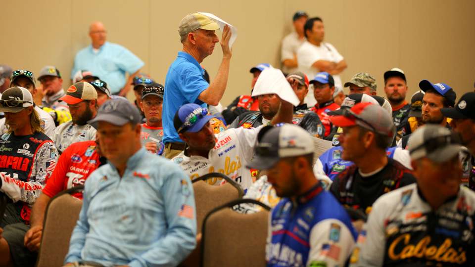 Before taking the podium Trip Weldon made sure everybody had an anglers briefing sheet. 