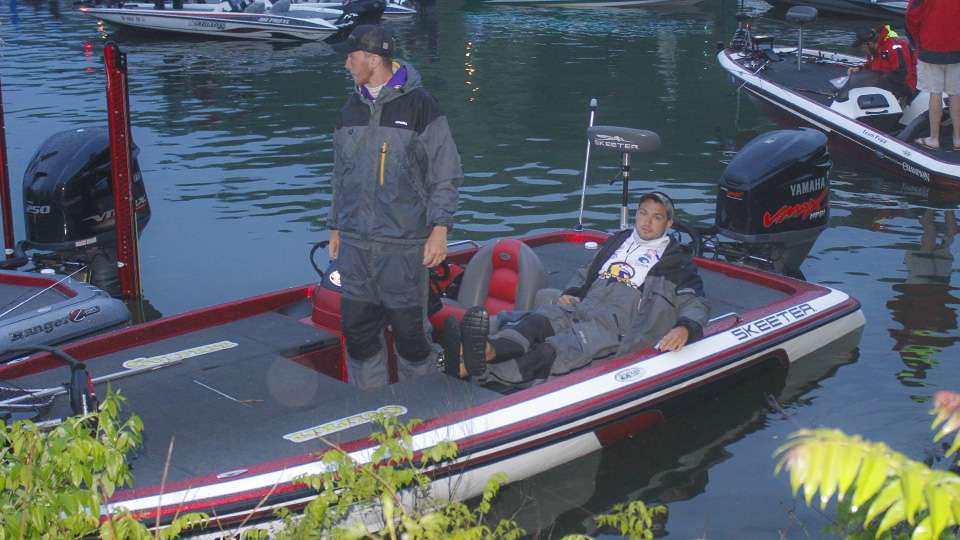 The Day 1 leaders, Sam Carris and John Berry of Tennessee Tech, hang out as they are a late boat today.