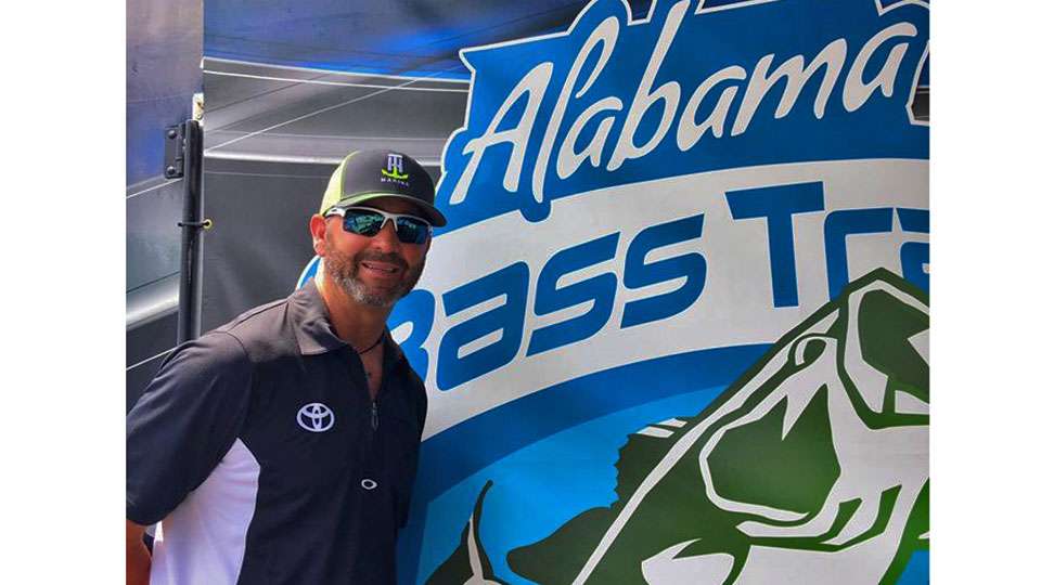 Gerald Swindle certainly has the gift of gab, and his wife, LeAnn, posted about him taking the stage for a different type of tournament gig. âLook out guys -- G has the microphone. He's emceeing the Alabama Bass Trail weigh-in today at Guntersville State Park.â Bet that was interesting.