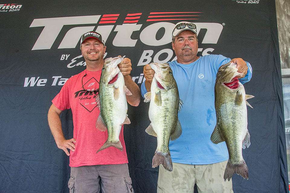 Claiming their second TOT win in three years, the team of Gary Singleton and Jonathon Caldwell with their 16.59lbs. from Day 2.
