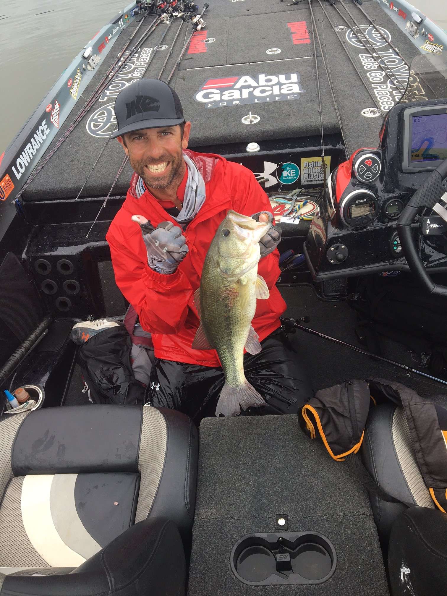 Mike Iaconelli adds more weight to his total.