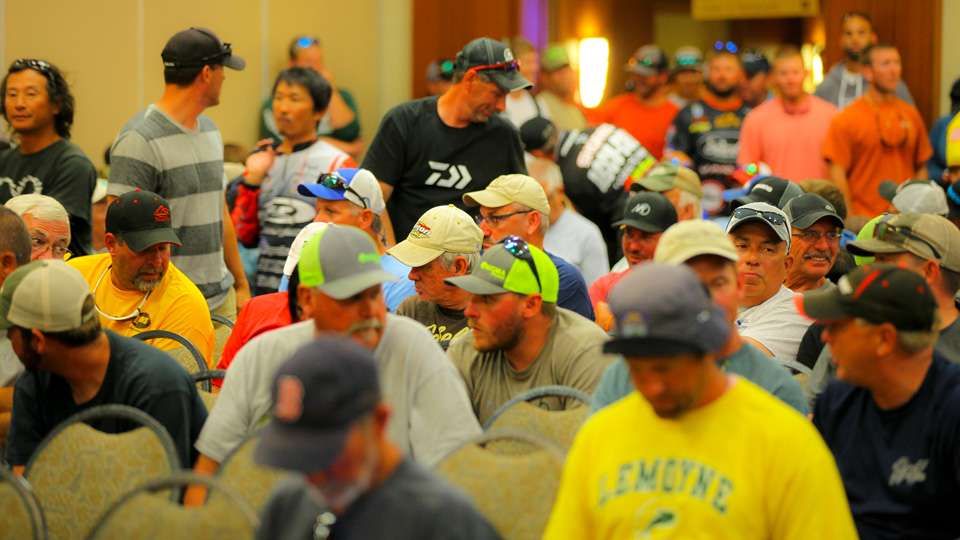 Anglers funnel in for the meeting. With the mix of Elite Series anglers, the best of the best Opens pros and locals; the field is stacked this week.