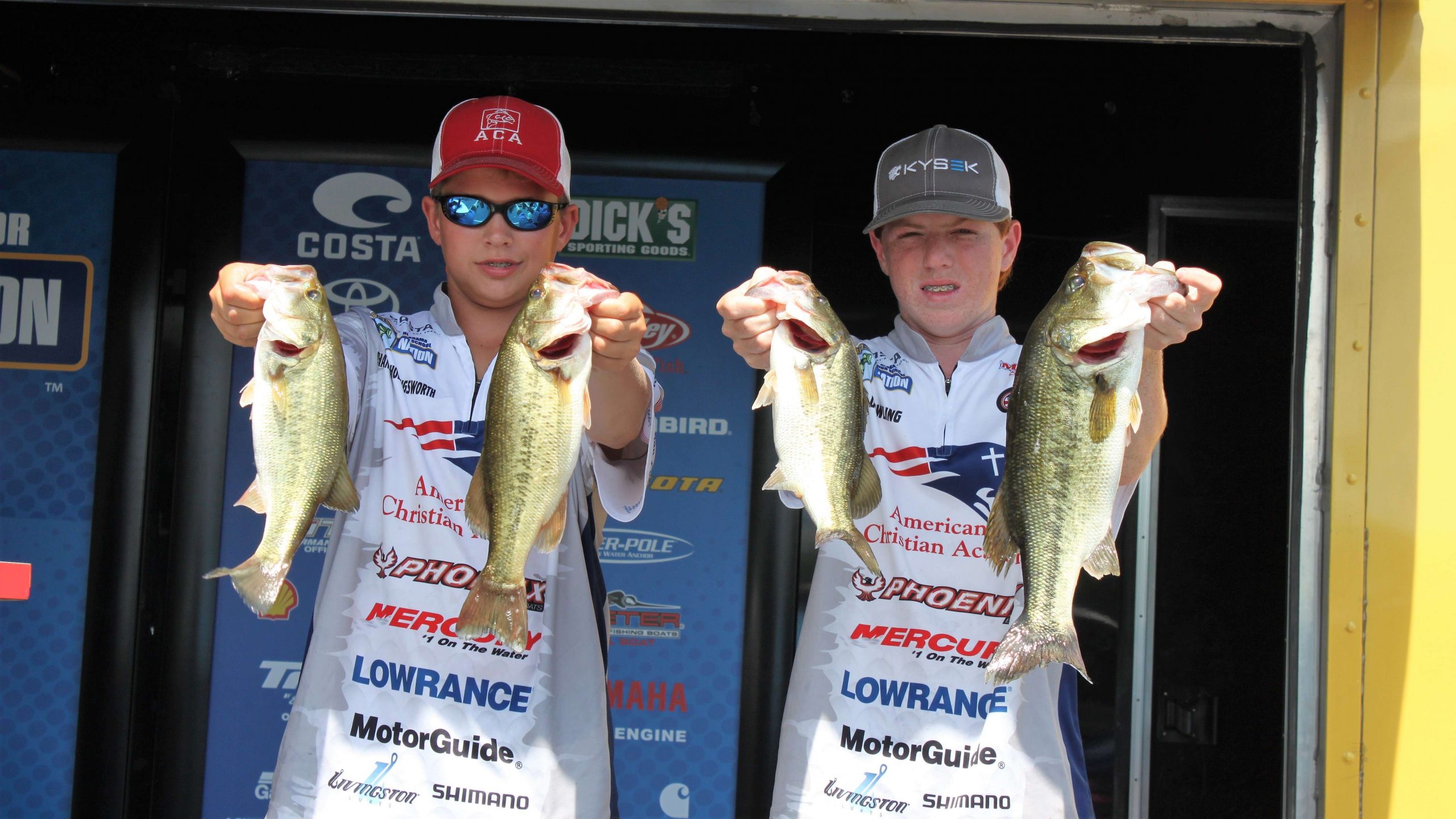  Miller Dowling and Chandlar Hollingsworth of Alabama are in seventh place with 9-3.
