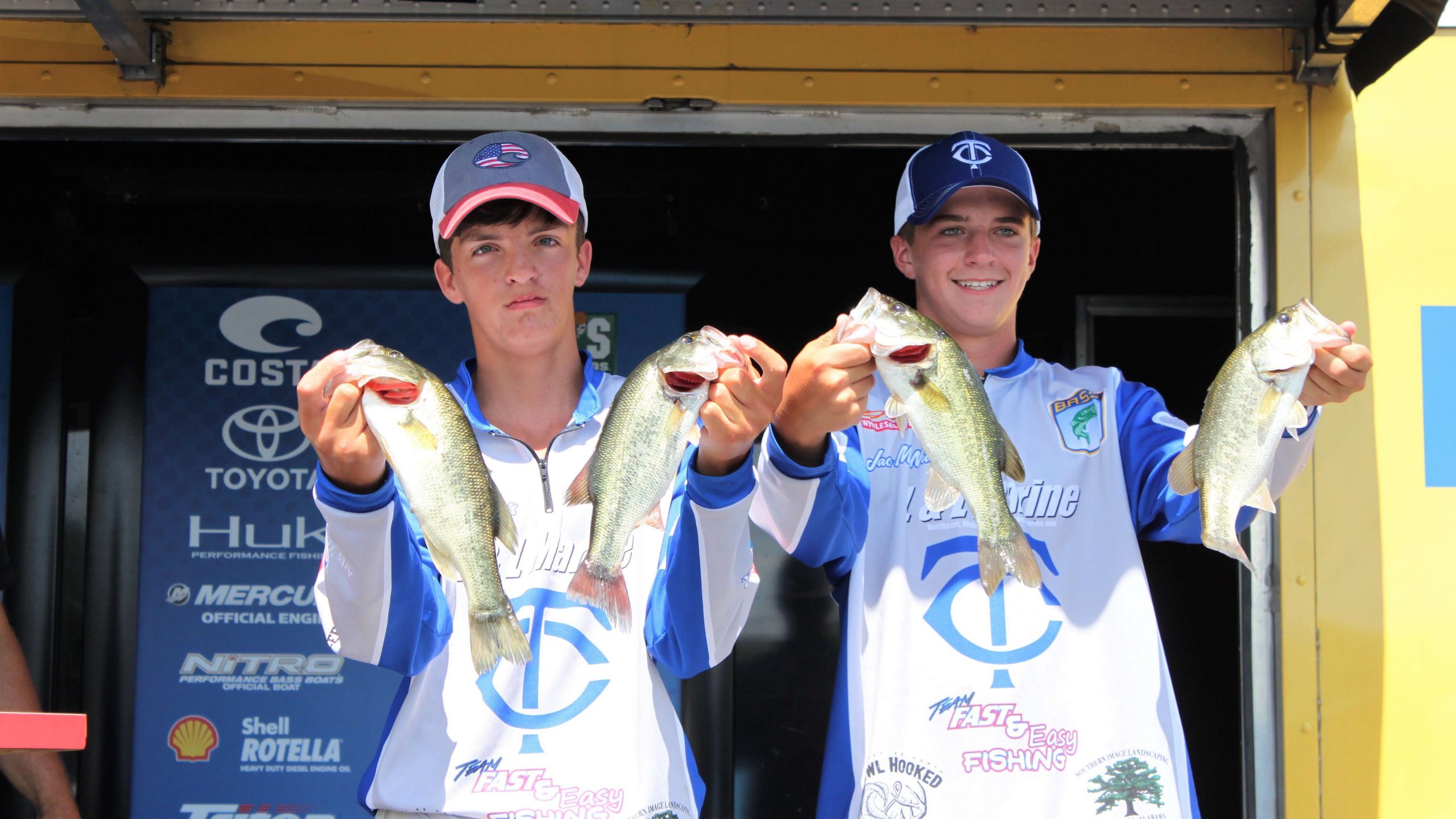 Jace McNutt and Nathan Harris of Alabama are in 21st place with 5-15.
