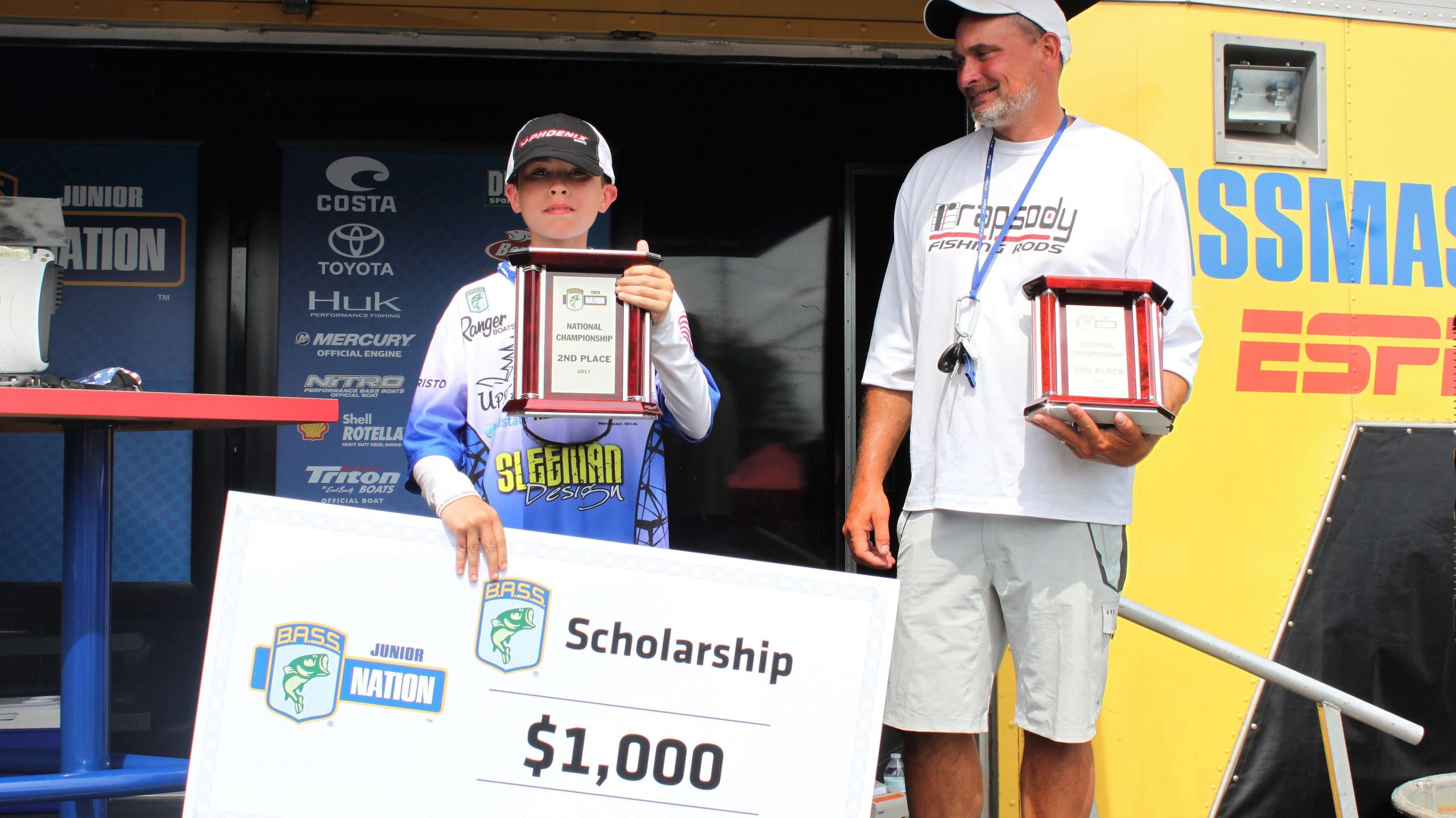 Rein won a $1,000 scholarship for finishing second, and because he fished solo in the championship, he wonât split the prize.
