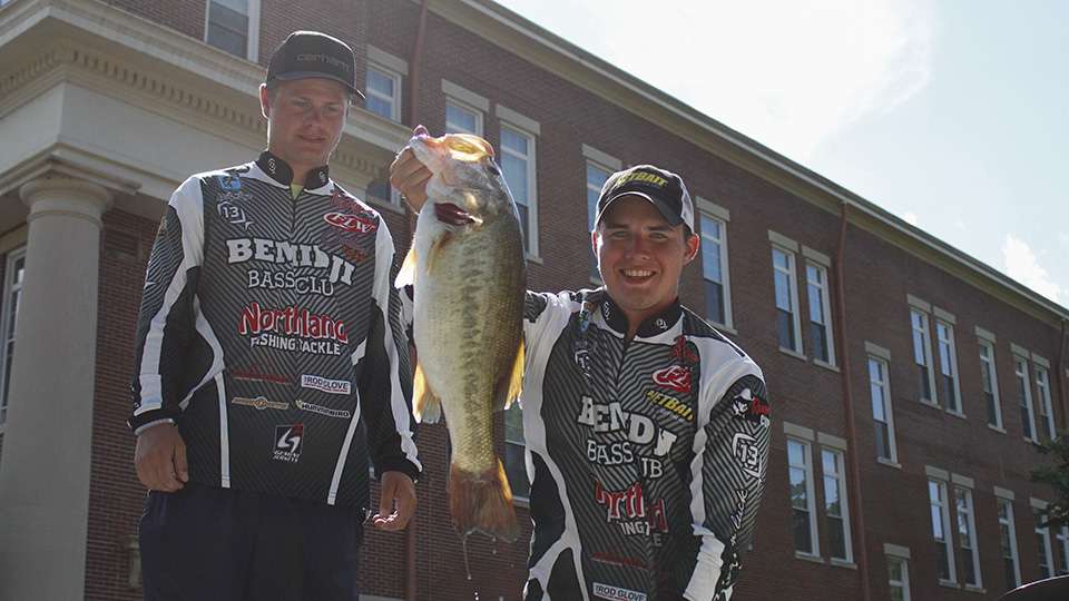 Luke Gillund and Robby Troje of Bemidji State bring out a big one! This one tallied at 6-13 and was the Big Bass of the event.