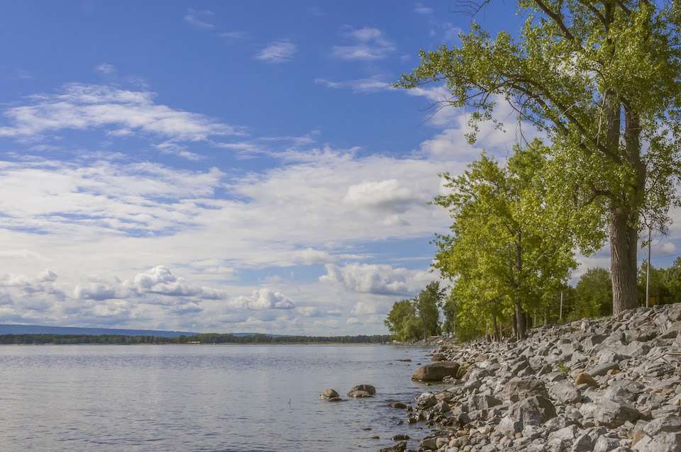 Water lives here for about three years, then it leaves, goes somewhere, I donât know where but I found out long ago while doing a story about sand migration (another gig) that water, molecules of water move, split from where they are at and go elsewhere. Lake Champlain water stays in their digs for three years or so, which is pretty short for lakes, which is why I call freshwater like this, sweetwater the less it hangs around the sweeter it is. Groundwater, close to the top groundwater hangs out for 100-200 years, the deep stuff has been measured as old as 10,000 years. Droplets of the H2O stuff in the airâ¦nine days. Go figure.