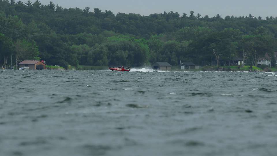 See photos from Kevin VanDam's stellar Day 4 on the St. Lawrence River. We started the day trying to locate KVD.