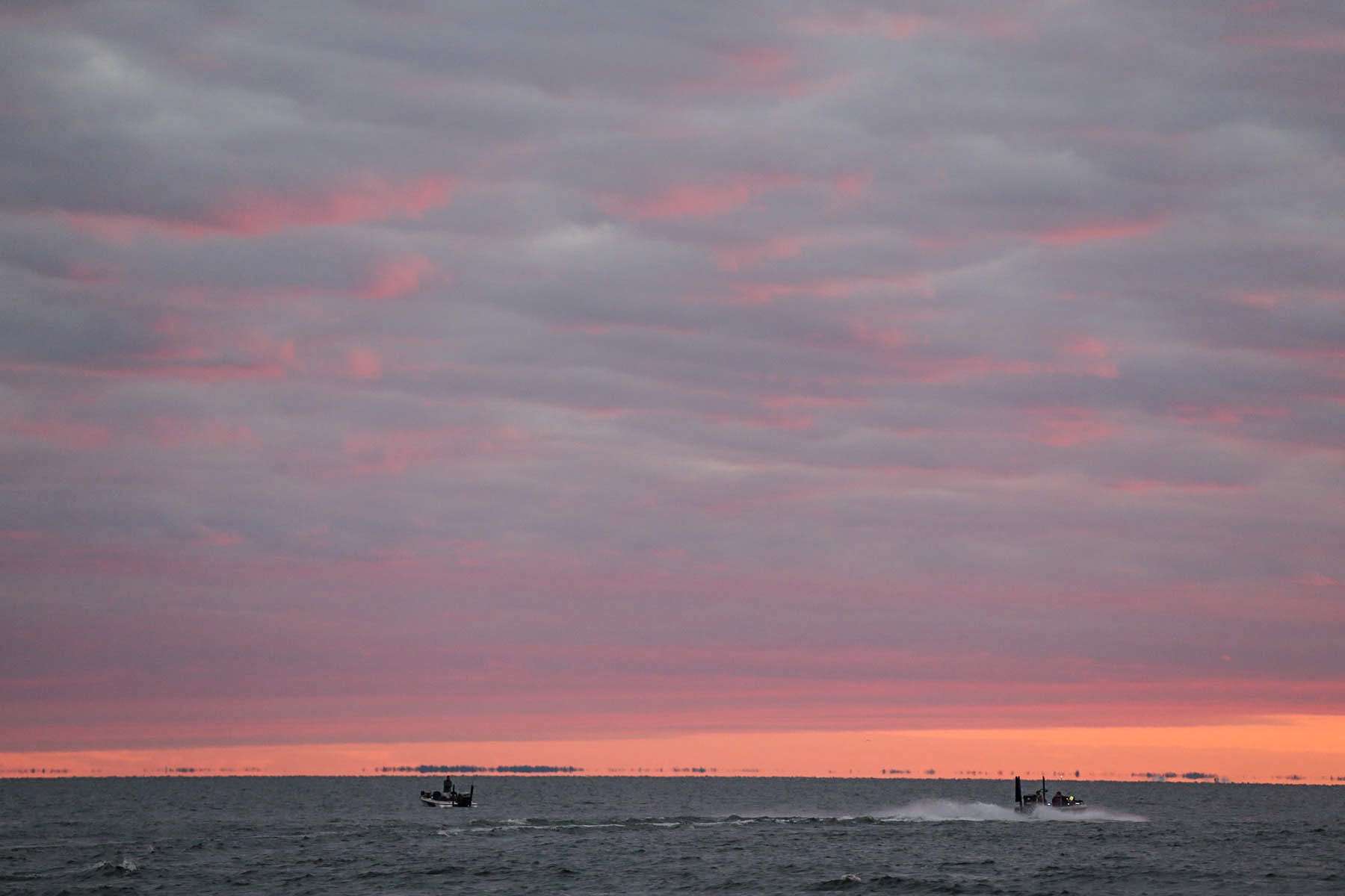 <h4>1. Mille Lacs Lake, Minnesota </h4>
[132,516 acres] The Toyota Bassmaster Angler of the Year Championship was held on this great body of water, and it really shined. Each of the Top 5 anglers averaged north of 20 pounds per day, with Seth Feider topping the field with a three-day total of 76-5 (more than 25-pound per day average). There were 94 limits over 20 pounds weighed in this tournament! Research reveals that about half of the bass in this fishery measure longer than 17 inches, with 10 percent surpassing 20 inches. That means there are a lot of burly fish swimming around. But thatâs not the best of the available data: 30-pound stringers were weighed during all five 2016 Minnesota Tournament Trail stops at the lake, with two five-bass limits breaking the 36-pound mark. Remember, these are all smallmouth! A Cabelaâs Team Tournament stop in August required 20 pounds just to make the Top 12, with the big bass weighing an ounce shy of 6 pounds â so you can average 5-pounders pretty easily. If ever you wanted to catch the smallmouth of a lifetime and the biggest 5-pound smallmouth limit of your life, head to Mille Lacs!

