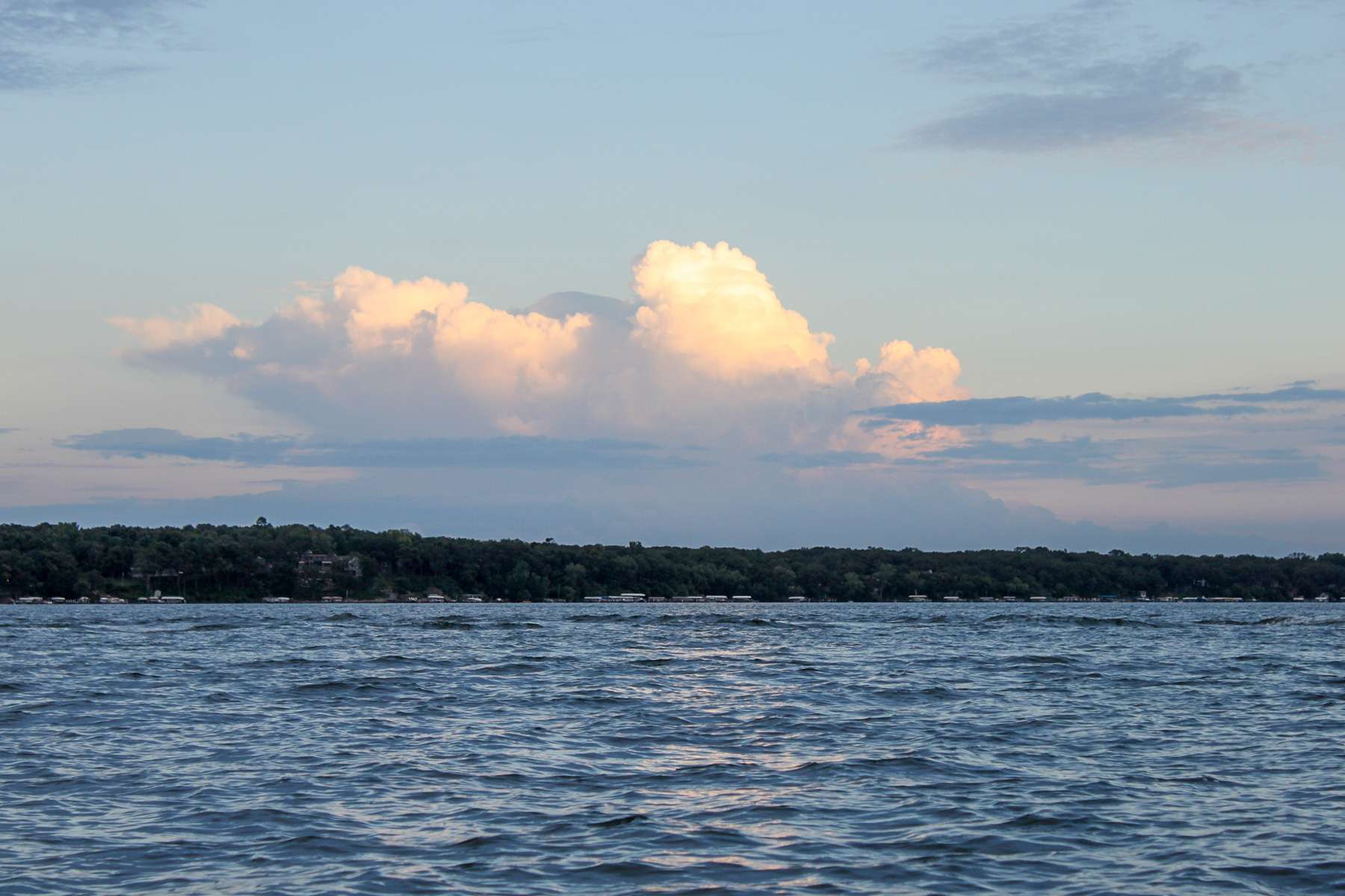 <h4>25. Okoboji Chain of Lakes, Iowa </h4>
[3,847 acres] This little chain of lakes has a healthy population of bass that draws clubs from all over the region. Five-pound averages are possible, as Minnesotaâs Bass Seekers club proved in May 2016 when the winning team put together a 22.8-pound stringer. Second place was just shy of 20 pounds, and third topped 18 pounds. Big bass was 6.41 pounds, and 75 percent of the field brought five fish to the scales.
