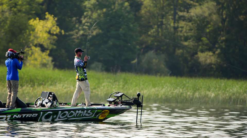 Jonathon VanDam had an exciting afternoon during Day 3 on New York's St. Lawrence River.