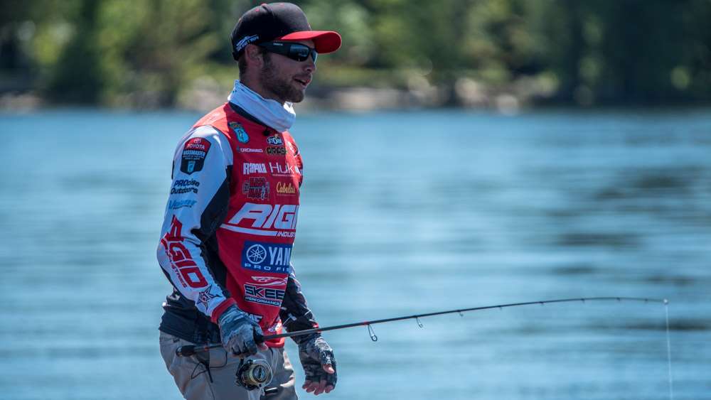 Catch AOY points leader Brandon Palaniuk on the final afternoon of the Bassmaster Elite at Champlain presented by Dick Cepek Tires & Wheels!