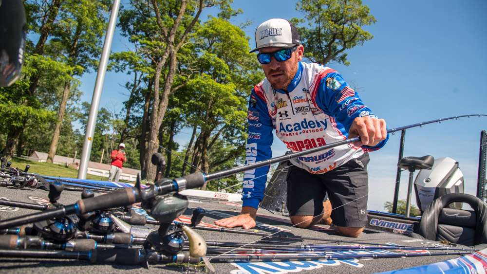 Go behind-the-scenes on Day 2 at the Bassmaster Elite at Champlain presented by Dick Cepek Tires & Wheels.
