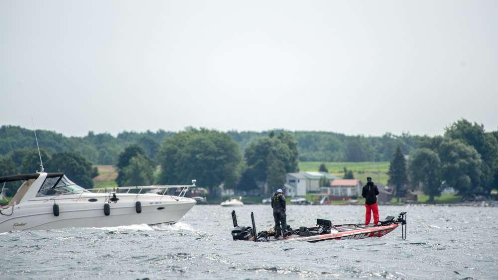 Take a look at Championship Sunday on the water with Brandon Palaniuk during the Huk Bassmaster Elite on St. Lawrence River presented by Go RVing. 