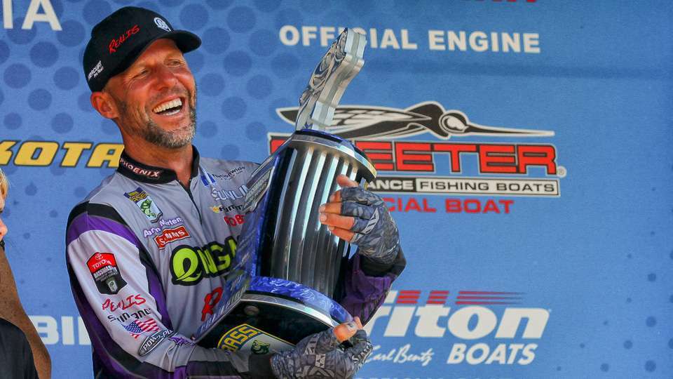 Aaron Martens caught 23 pounds, 5 ounces from an expanded field of 51 anglers fishing on the final day at the Bassmaster Elite at Lake Champlain presented by Dick Cepek Tires & Wheels. Here are the lures used by the winner and other top finishers.  