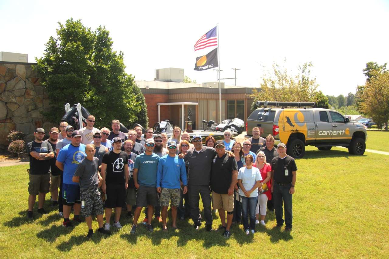 Mark Zona, along with Bassmaster Elite Series pros Terry Scroggins, Matt Lee and Jordan Lee are surrounded by employees at one of the two Western Kentucky-based Carhartt facilities they visited recently. A total of five Carhartt facilities throughout Kentucky and Tennessee employ hundreds of dedicated American workers. 
