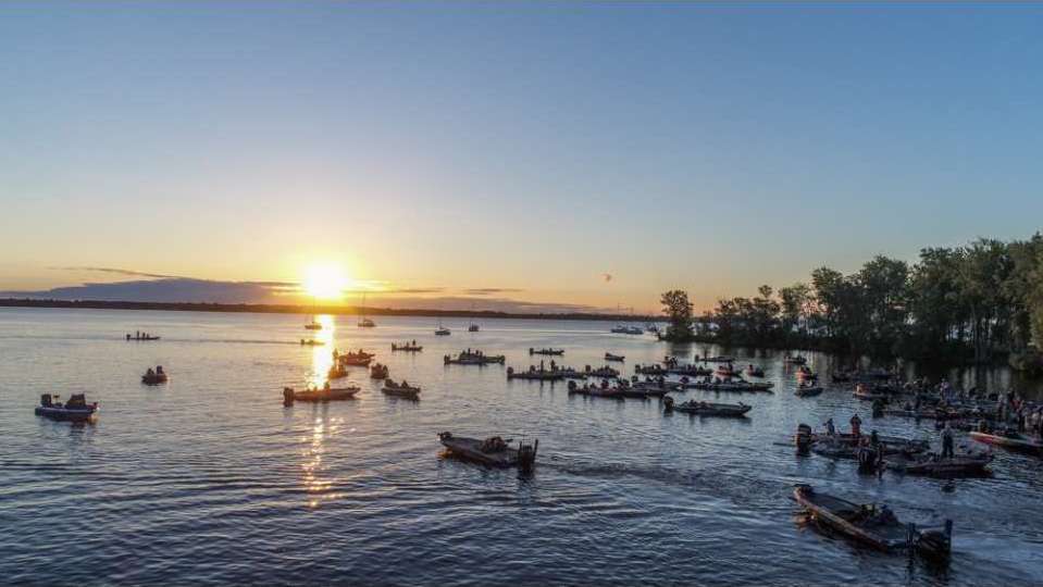 Total B.A.S.S. events hosted: 20<BR>Bassmaster 100 Best Bass Lakes Rank: 5th, Northeastern Division, in 2017