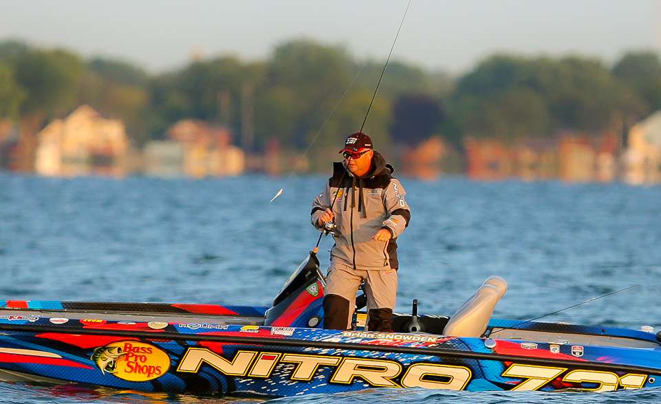 Catch up with all the Elite action Day 2 of the 2017 Advance Auto Parts Bassmaster Elite at Lake St. Clair.