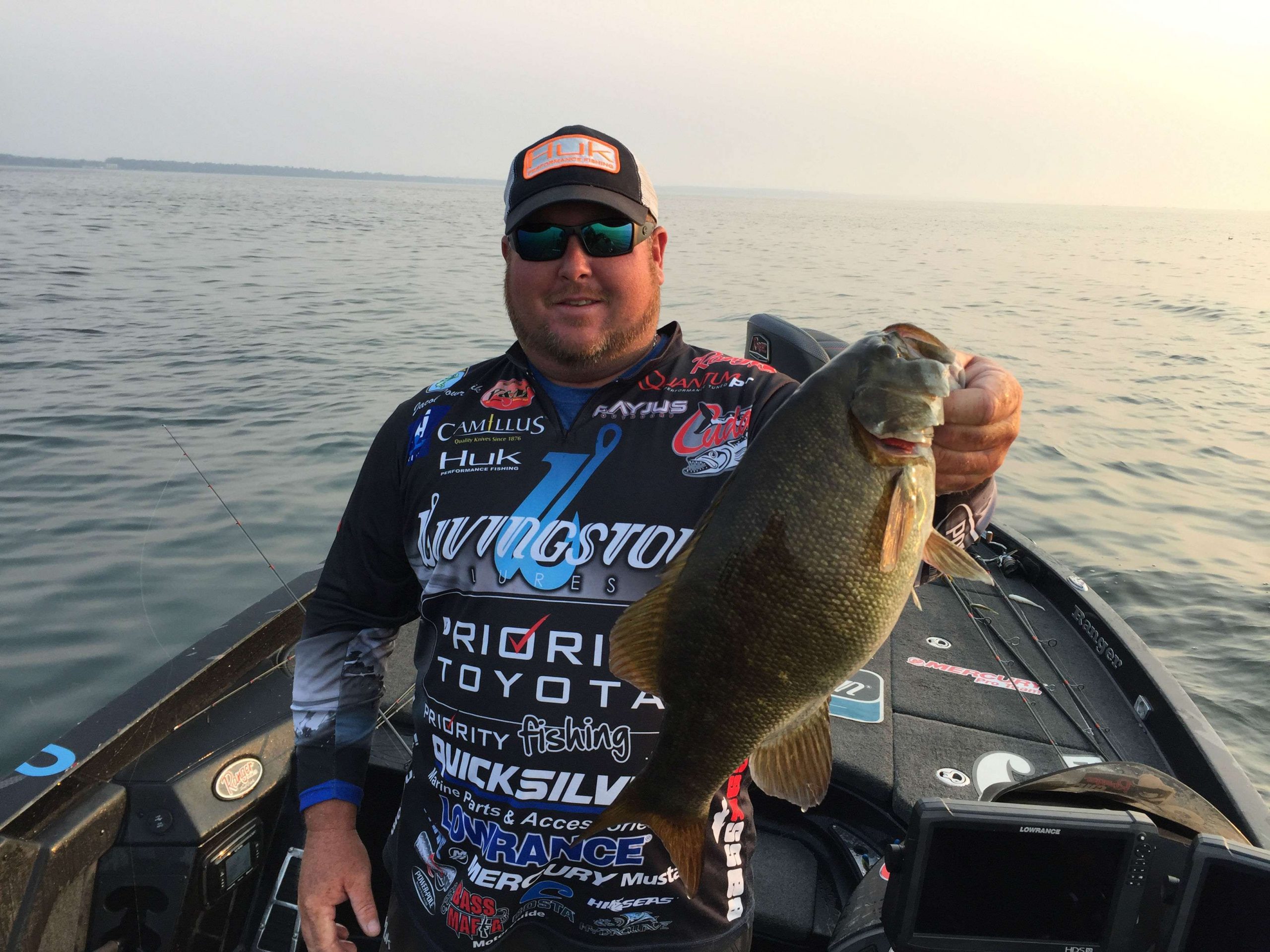 Powroznik is on the board with a chunk!
