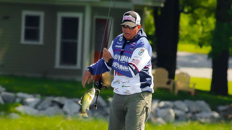 18th place: Alton Jones (42-11) came in needing to catch a limit to lock himself into the Classic. Heâs played that game and is a lock.  Now he will be looking to move up.