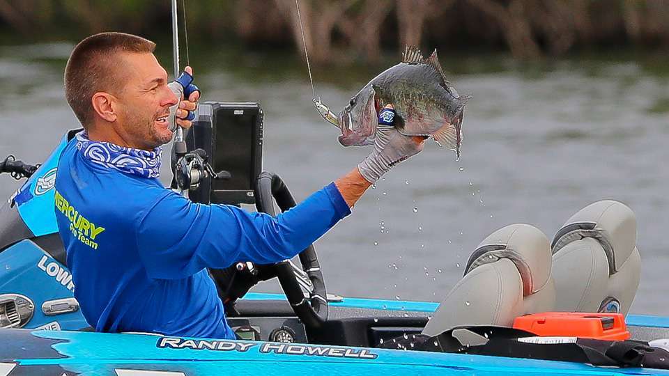 40th place: Randy Howell (36-10) has secured his spot in the Classic, but still needs to catch a decent limit to take away any doubt. He could be a helper or a spoiler in some of the other races.