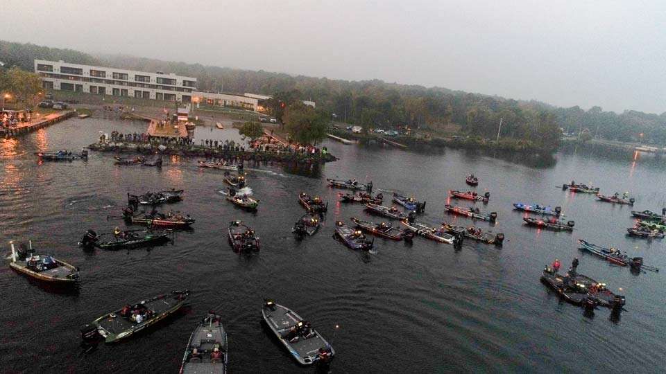 Get a bird's-eye view of launch Day 1 of the 2017 Toyota Bassmaster Angler of the Year Championship.