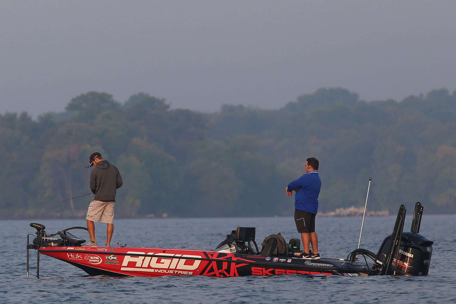 Join current Toyota Bassmaster Angler of the Year points leader Brandon Palaniuk as he strengthens his grip on the most respected title in bass fishing during the first day of the AOY Championship.
