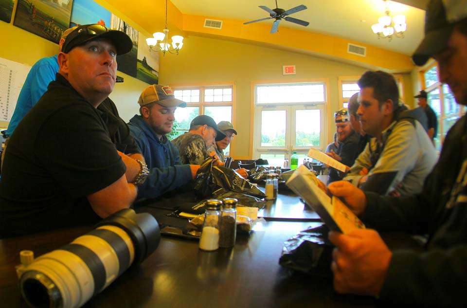 The cameramen and B.A.S.S. emcee Dave Mercer were the first to arrive for the meeting before the eight Elite Series anglers competing in the 2017 Classic Bracket. 