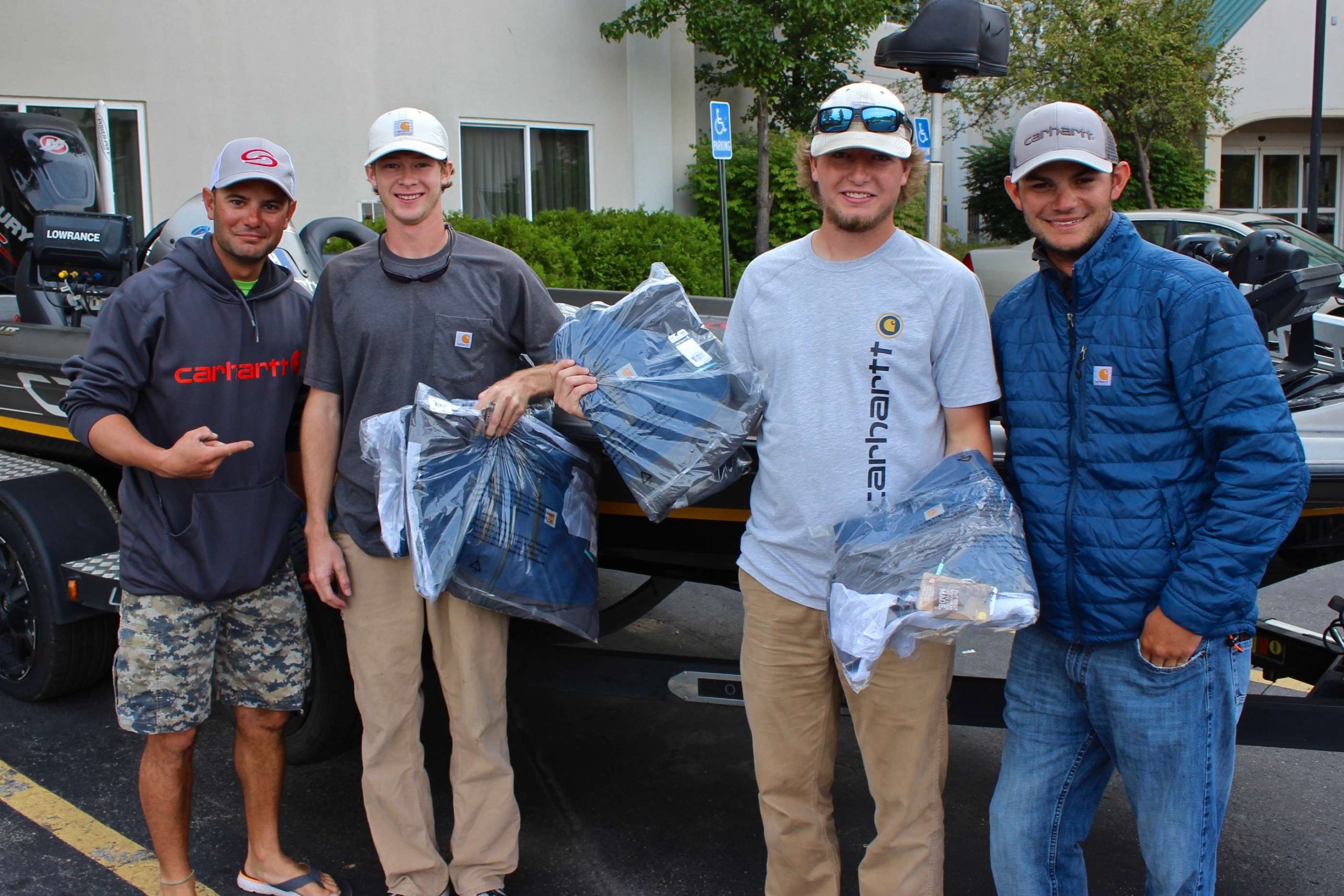 With the threat of wind and rain later in the afternoon, the college anglers were encouraged to become familiar with their new Carhartt Shoreline Angler rain suits. 
