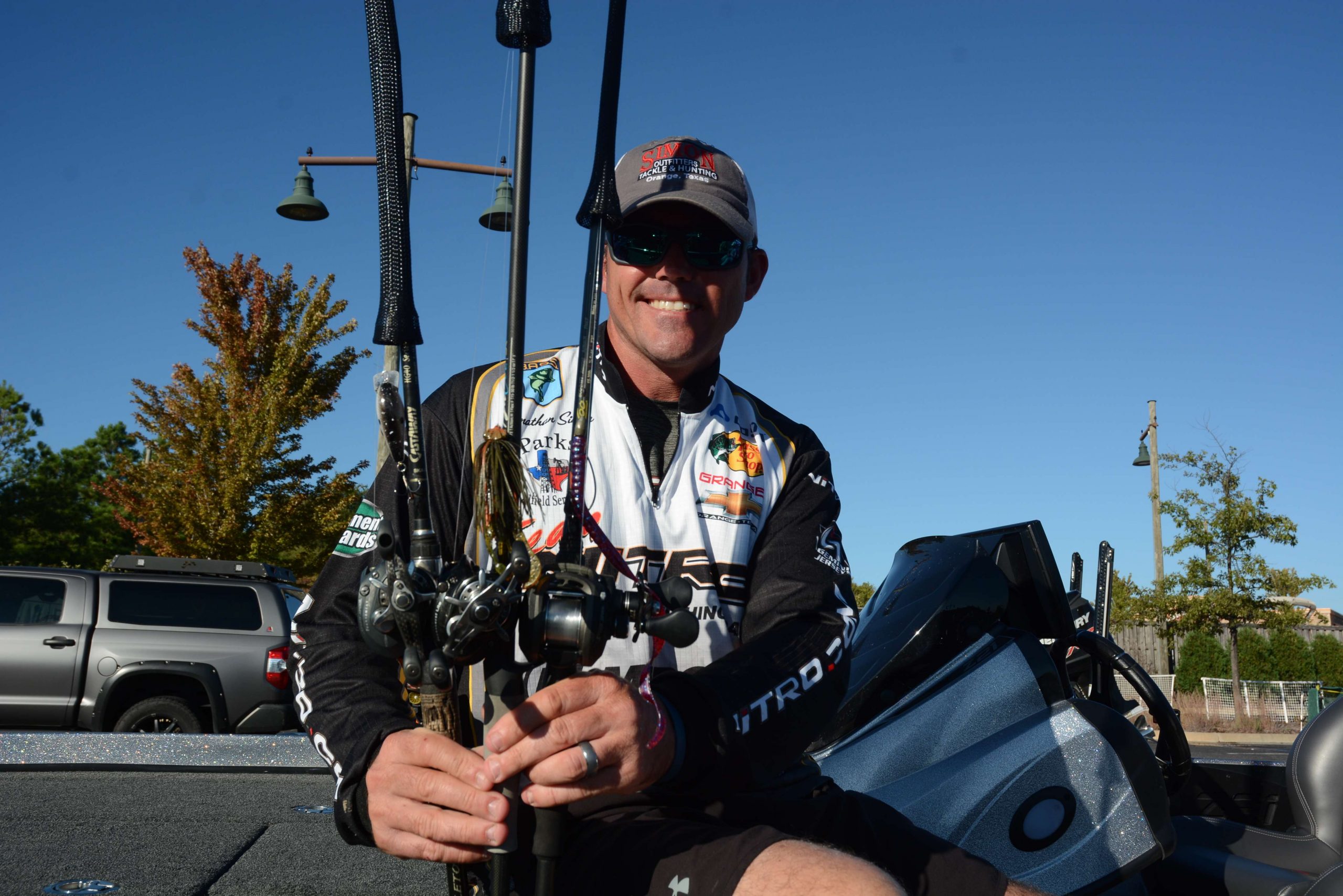 <b>Jonathon Simon</b><br>
Like many of the top anglers Jonathon Simons junked fished his way to finish 10th. A 5/8- or 3/4-ounce V&M Cliff Pace The Flatline Pacemaker Football Jig with Strike King Rage Craw was a key choice. 
