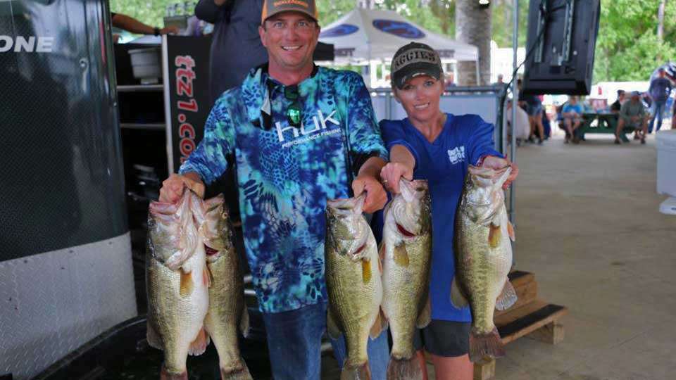 The co-ed winners, Clint Wade and Stacey Sprigs, weighed in 25.24 to finish fifth overall. They won a Hydrowave and $700.