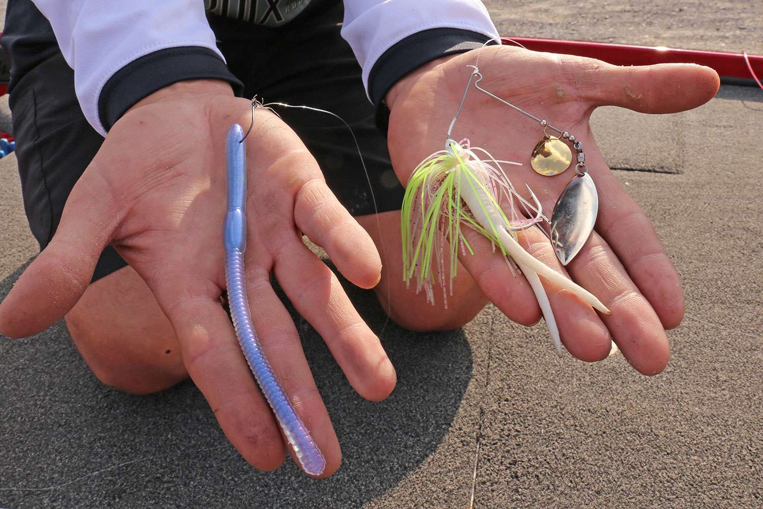 Davis made the drop shot with a No. 1 VMC hook, 1/2-ounce weight and 6-inch Davis Bait Co. Shaky Worm. He also used a 1/2-ounce Davis Spinnerbait with tandem Colorado and willowleaf blades. He added a 3.5-inch Zoom Split Tail Trailer. 