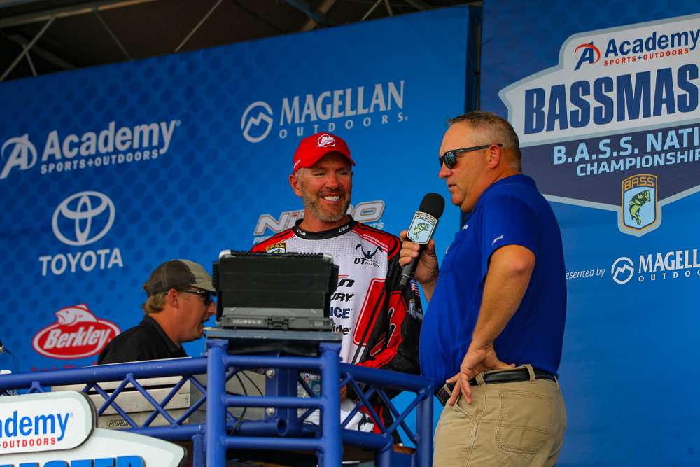 Nonboater champion Mike Powell spoke with Tournament Director Jon Stewart on his week.