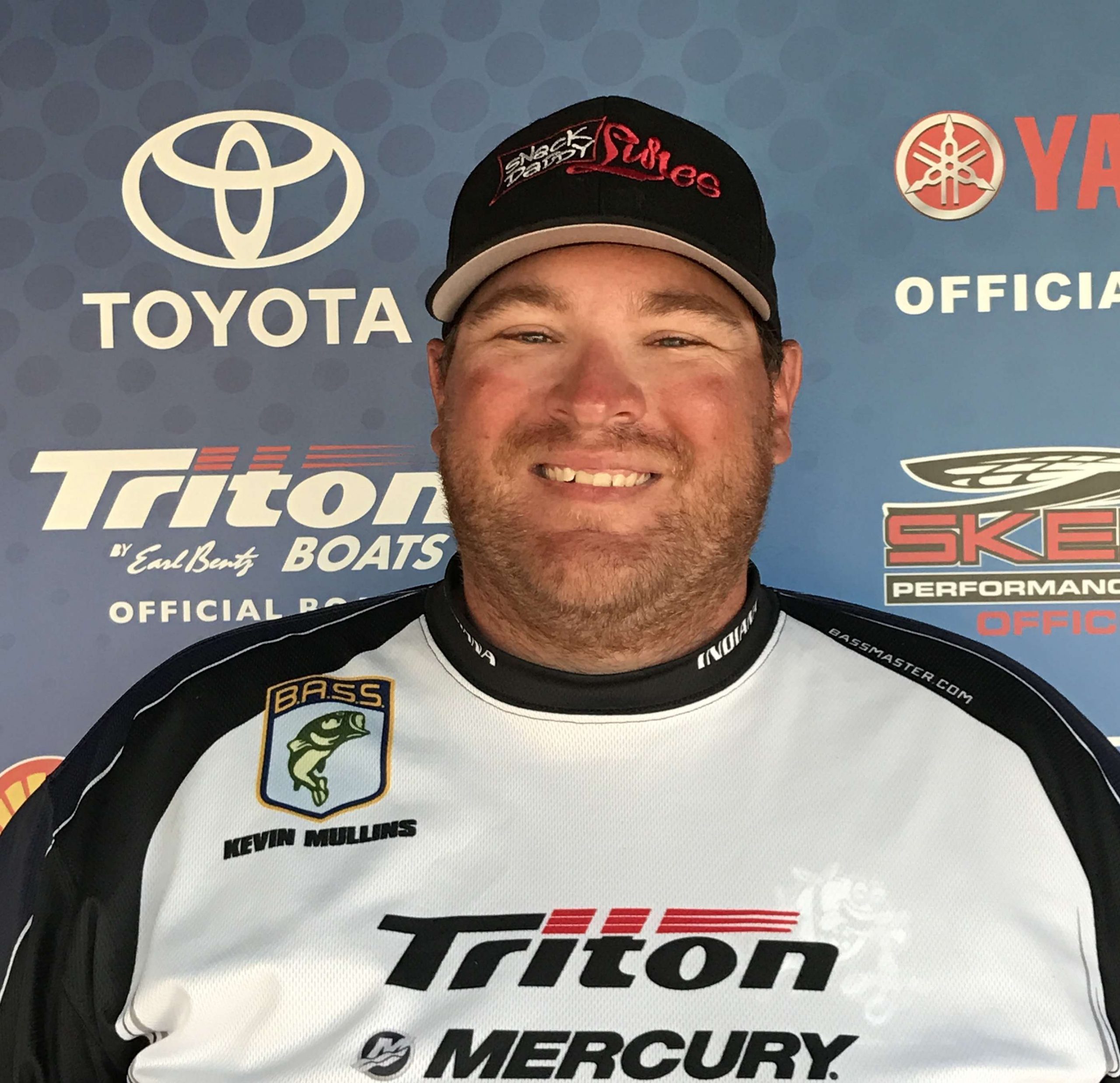 <h4>
Kevin Mullins</h4>
Indiana Nonboater<br>
B.A.S.S. Nation Club: Bass 811<BR>
Occupation:  Reel tech<BR>
Hobbies: Squirrel hunting and watching any racing<BR>
Sponsors: Tackle Service Center, Snack Daddy Lures, LJS Home Improvements



