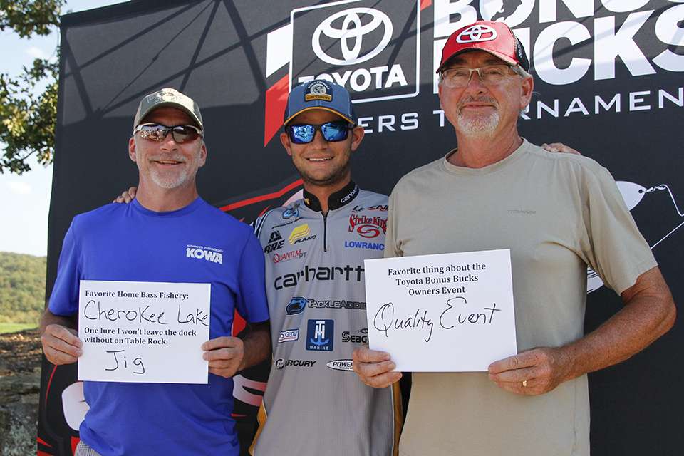 Jordan Lee poses with some fans that gave their take on this week's event and some background on their fishing style.