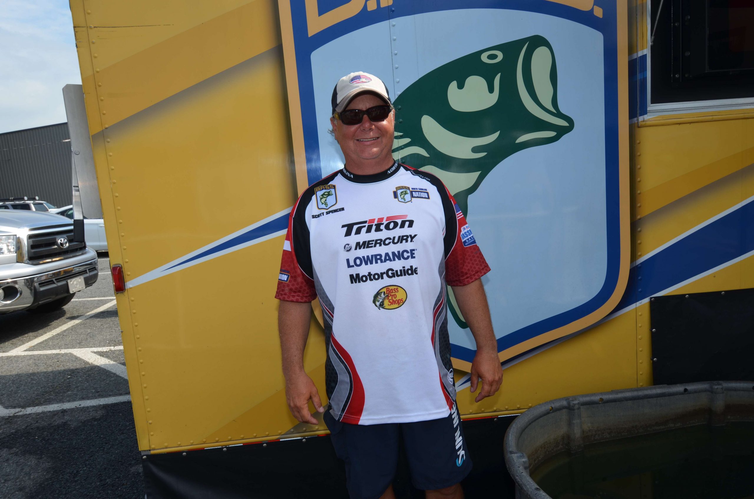 <h4>
Scott Spencer</h4>
North Carolina Nonboater<br>
B.A.S.S. Nation Club: Sandy Creek Bassmasters<BR>	
Occupation: Traffic Technician <BR>
Hobbies: Cooking, music, fundraising for Cystic Fibrosis Foundation<BR>
Sponsors: Ardent, Capital Area Boat Works, Nautic Sport, Illusion Baits, Local Lures, Tasun
