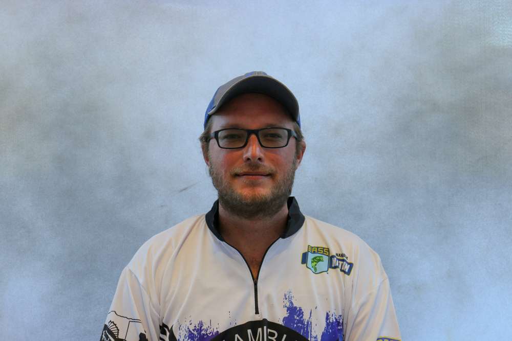 <h4>Thinus Williams</h4>
Namibian Nonboater<br>
B.A.S.S. Nation Club: Namibian Bass Angling Association <BR>
Occupation: Self employed-architect<BR>
Hobbies: Hunting / Camping, Travelling, spending time with friends and family, Golf and DJing <BR>
Sponsors: Dragon Lures
