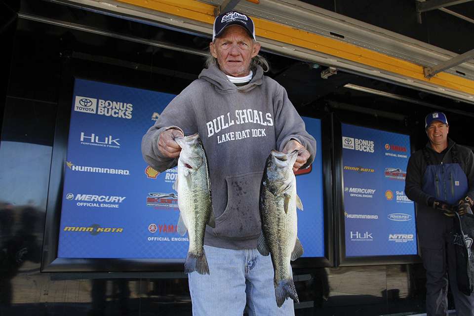 The Day 1 leader of the Classic Fish off is Robert Dodson Sr. who caught 3 keepers for 6-6.