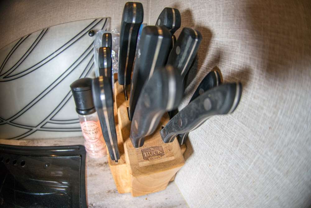 Buck Knives provided a house-warming gift in this cutlery set that Brandon used to carve the elk. 
