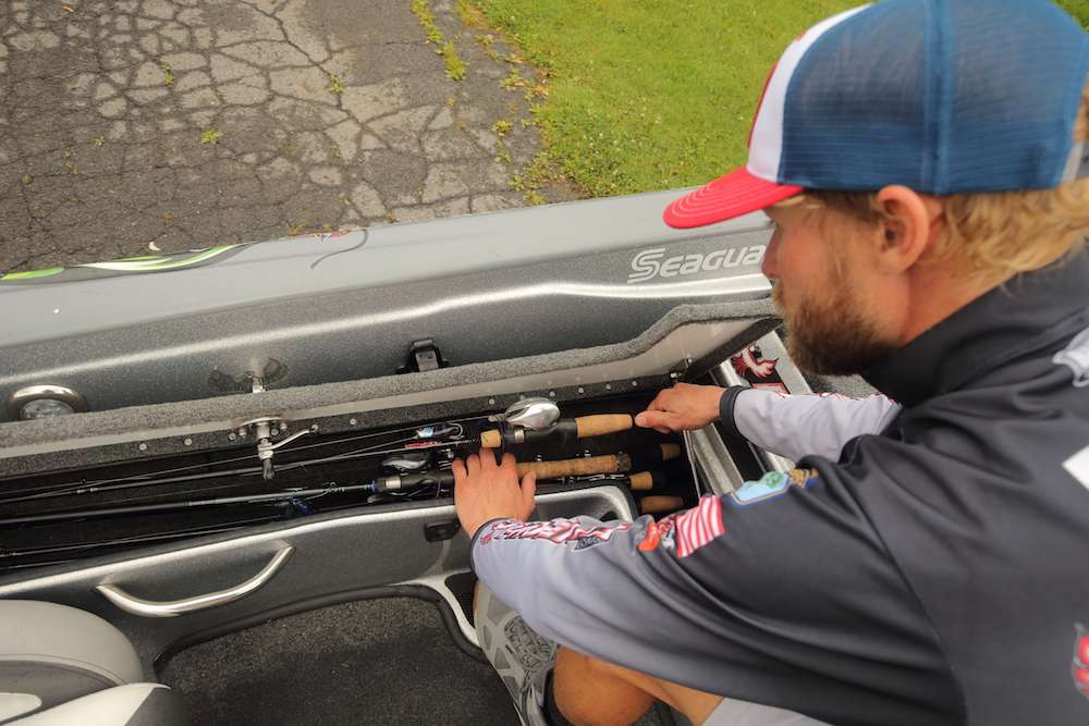 Elam uses McCain Hi-Performance Rod series, and for the reels it's Shimano - a mix of Metanium, Curado and Chronarch. For spinning reels he selects Stradic.