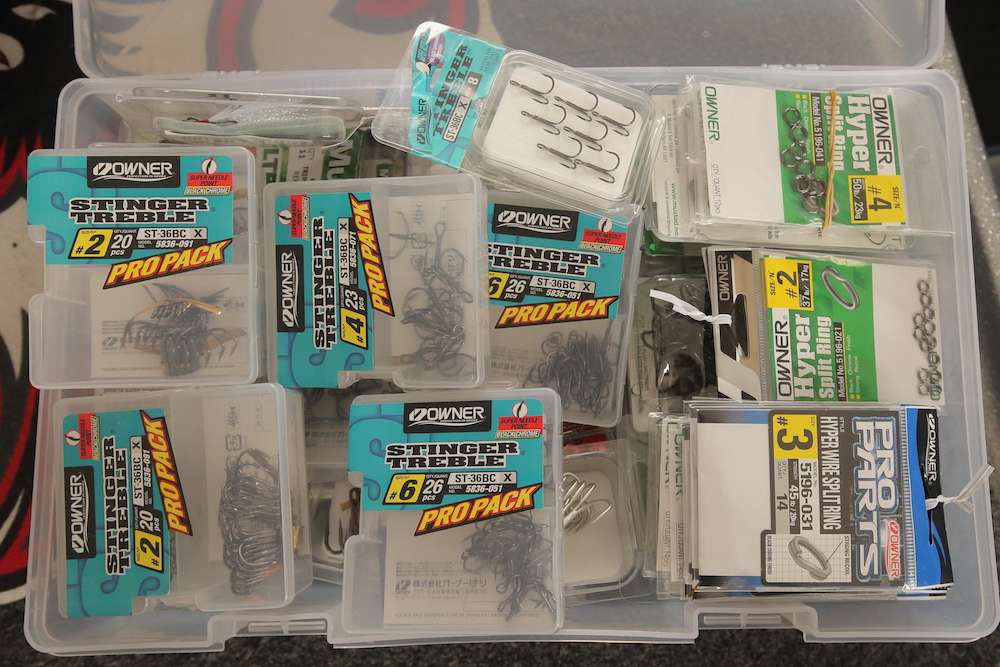 The Stringer treble hooks are also stored here in their original packaging.