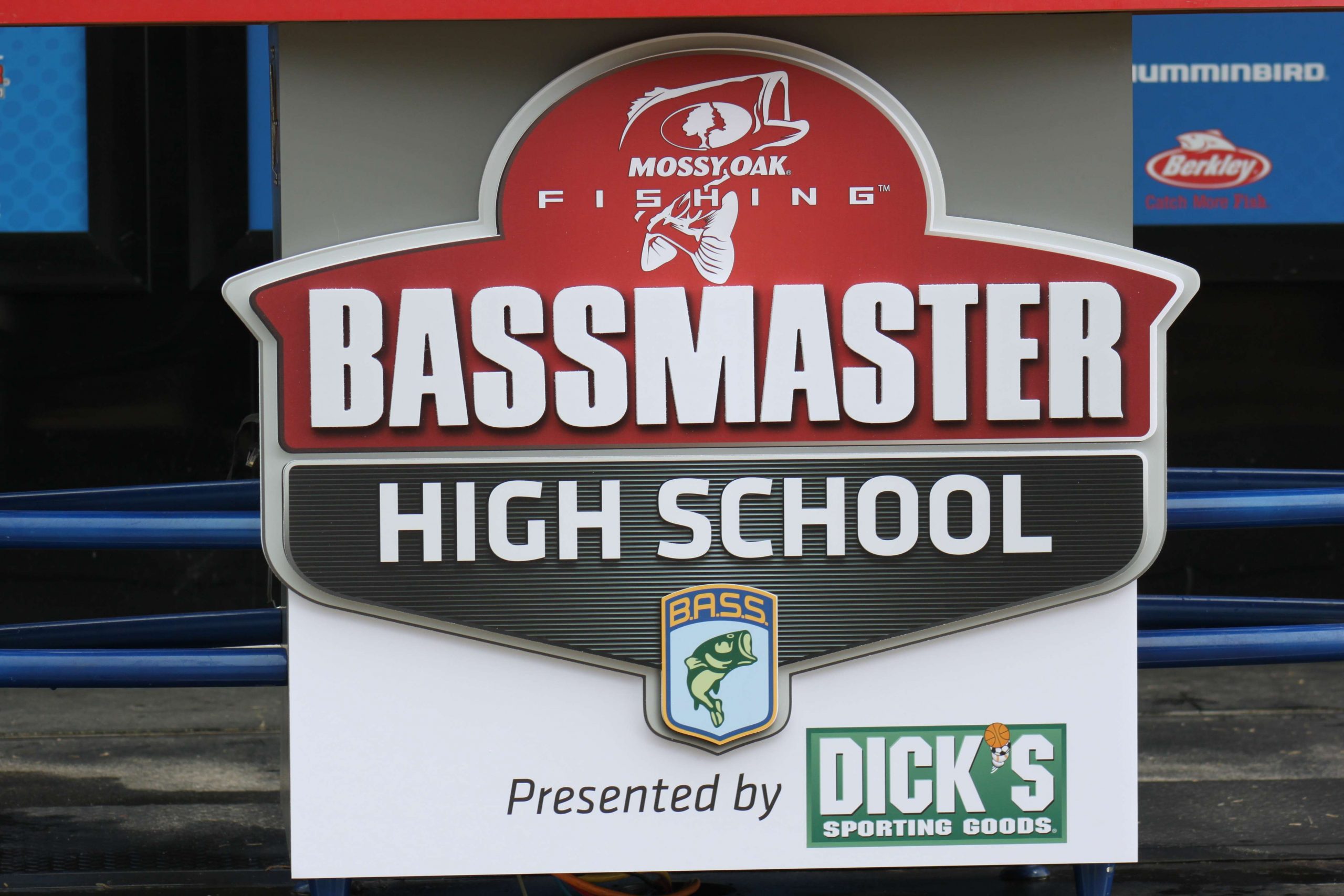 Teams from 88 different high school and 18 different states traveled to northwest Louisiana to compete Sunday in the Mossy Oak Fishing Bassmaster High School Central Open presented by DICKâS Sporting Goods. Toledeo Bend is the first and last lake to be named the No. 1 bass fishing lake in consecutive years in the U.S. by Bassmaster Magazine, provided the perfect setting for incredible action the high schoolers wonât soon forget.