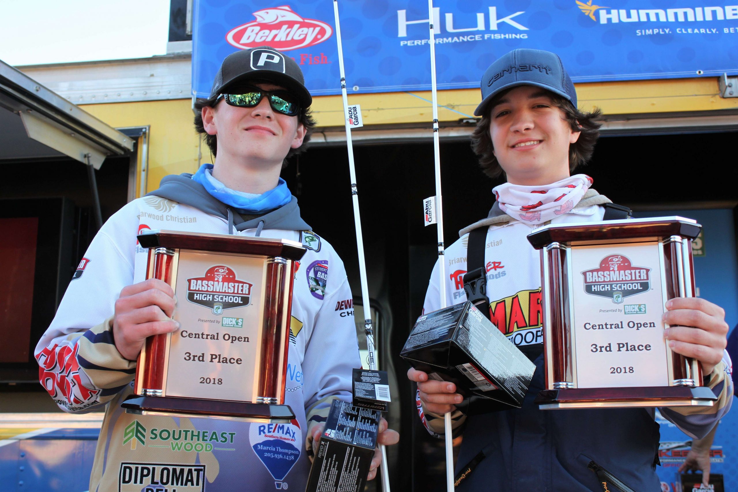 Morris and Smith with their third-place bounty.