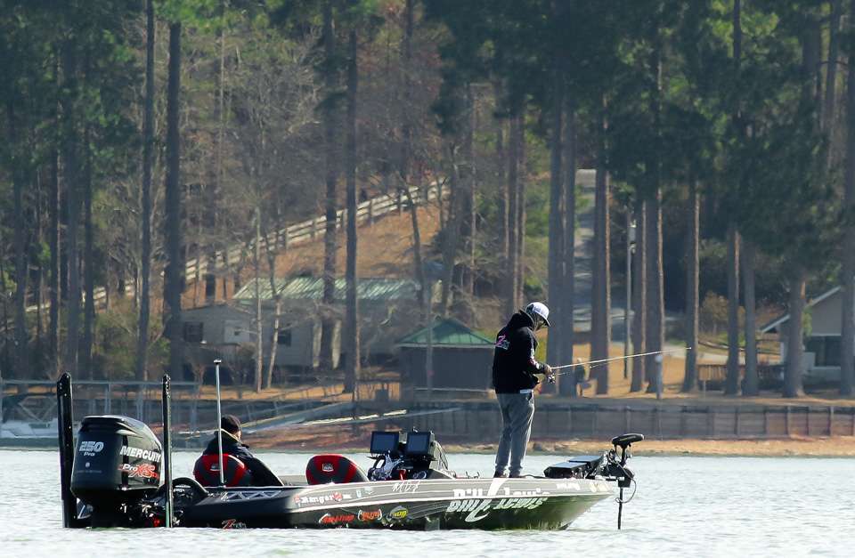 See the Elites fish Day 2 of the Bassmaster Elite at Lake Martin presented by Econo Lodge.