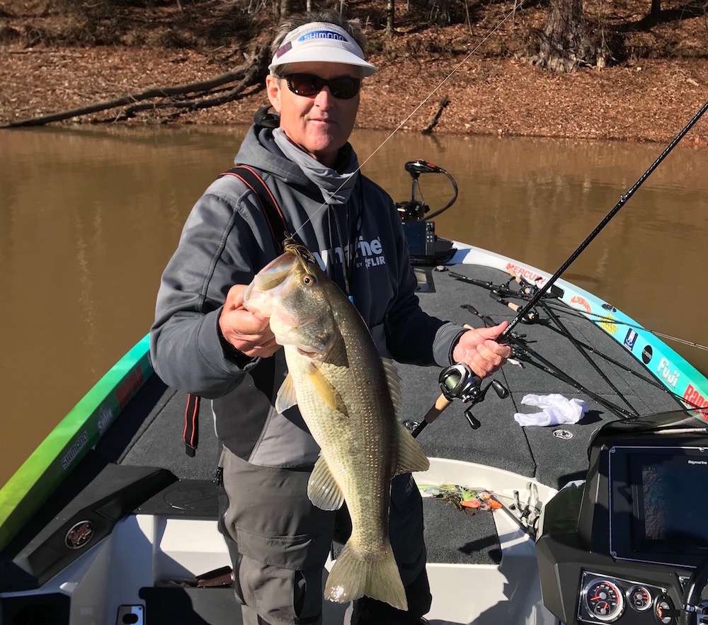 After starting off the morning with a few small keepers, Bernie Schultz just got one of the good bites he's needing to advance on to making the weekend cut. A nice 3 1/2-pound largemouth.