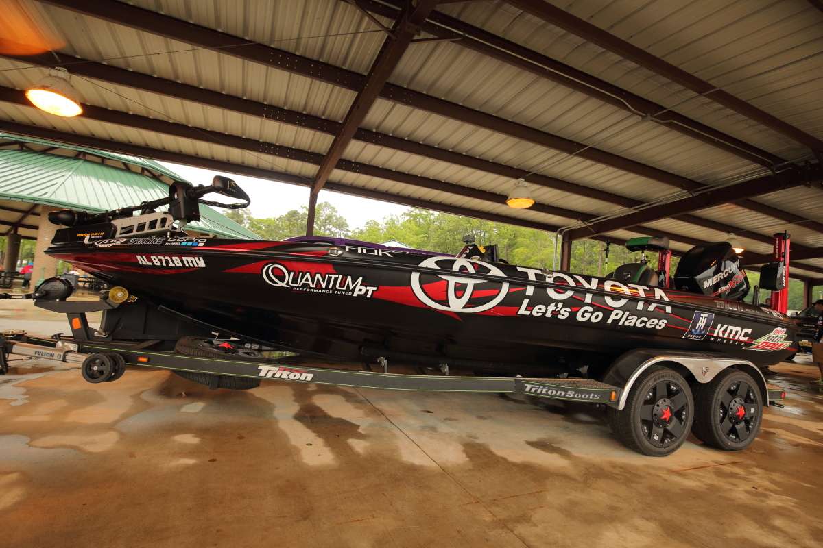 Gerald Swindle, an Alabama native and a two-time Toyota Bassmaster Angler of the Year, runs a TR21 Triton, powered by a Mercury 250 XS. Here's an inside look at the rig he ran during the 2017 Elite season.