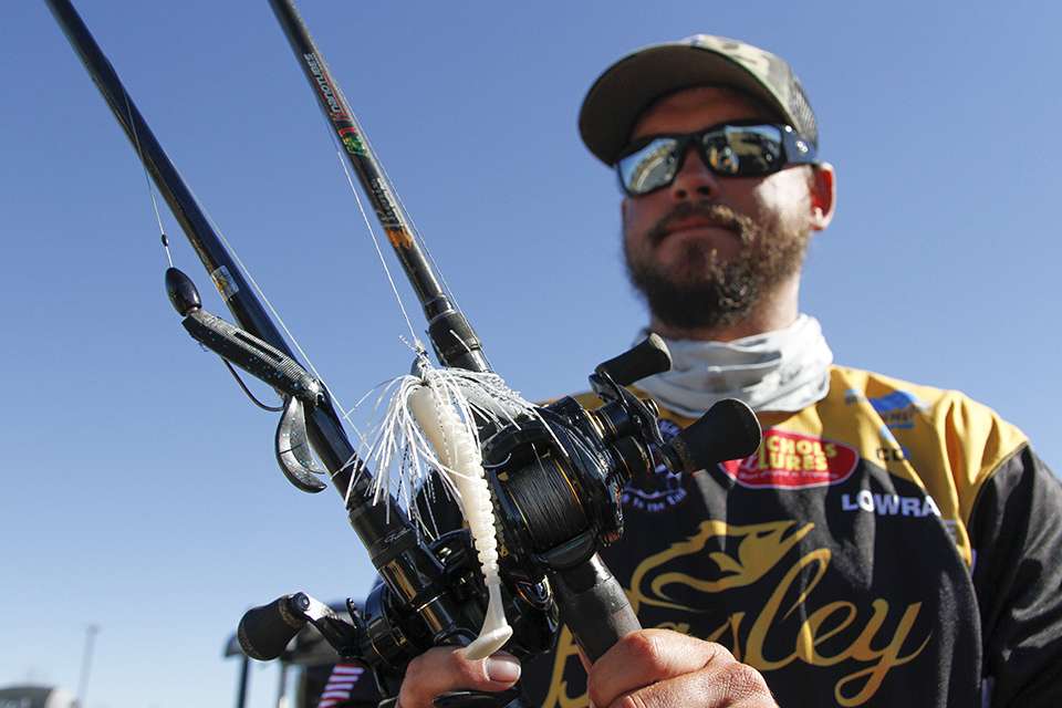 <b>Drew Benton </b><br>
To finish 12th Drew Benton used a swim jig and soft plastics. He used a Doomsday Tackle Co. Mauler and 4/0 Owner 4x Jungle Flippinâ Hook, with 1.25-ounce Elite Tungsten Worm Weight.
