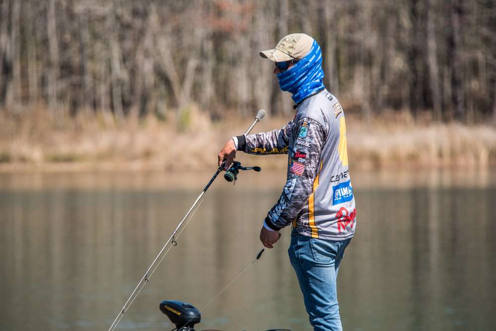 <b>Jordan Lee</b><br>
The champ rotated through a selection of jerkbaits, two types of soft stickbaits, swimbaits and a homemade bladed jig. Catching prespawn bass around docks was a key strategy. 
